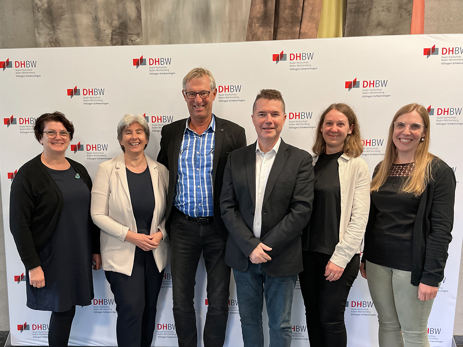 Duale Hochschule Baden-württemberg Villingen-schwenningen Internationaler Austausch gestärkt: Delegation aus Ungarn besucht Duale